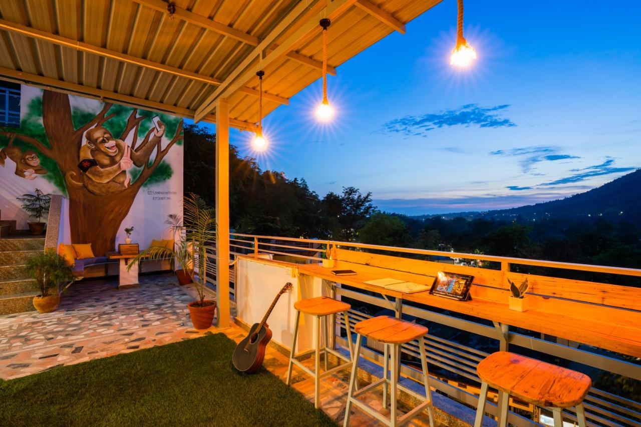 Hostel Zostel Rishikesh - Laxman Jhula Exterior foto