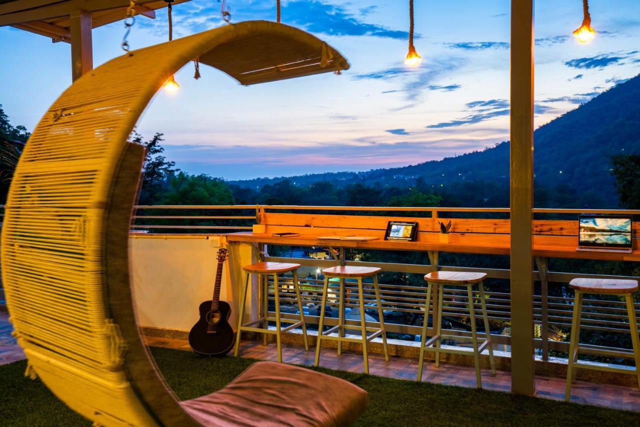 Hostel Zostel Rishikesh - Laxman Jhula Exterior foto