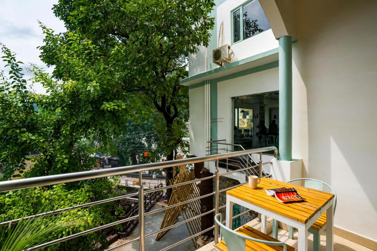 Hostel Zostel Rishikesh - Laxman Jhula Exterior foto
