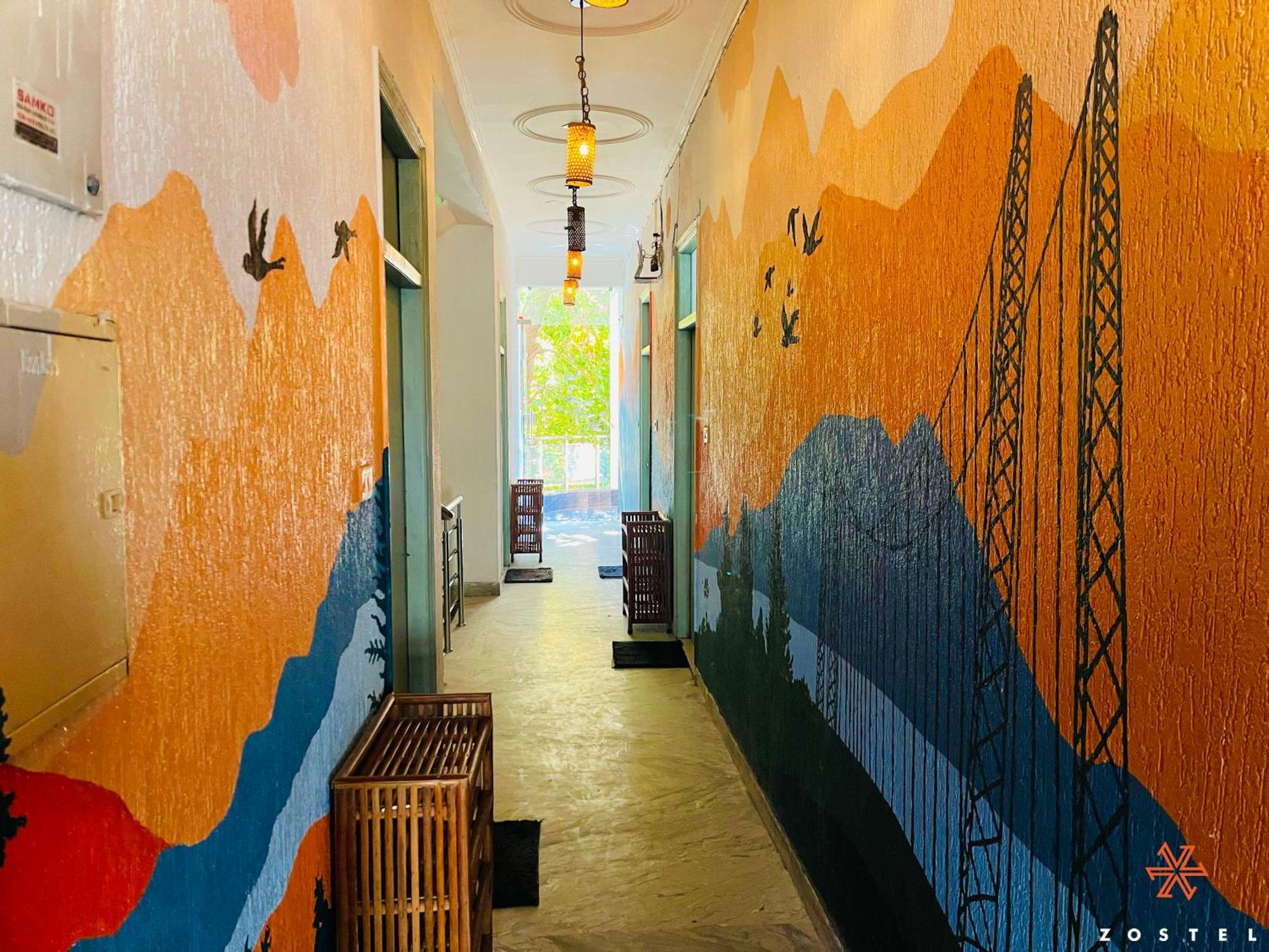 Hostel Zostel Rishikesh - Laxman Jhula Exterior foto
