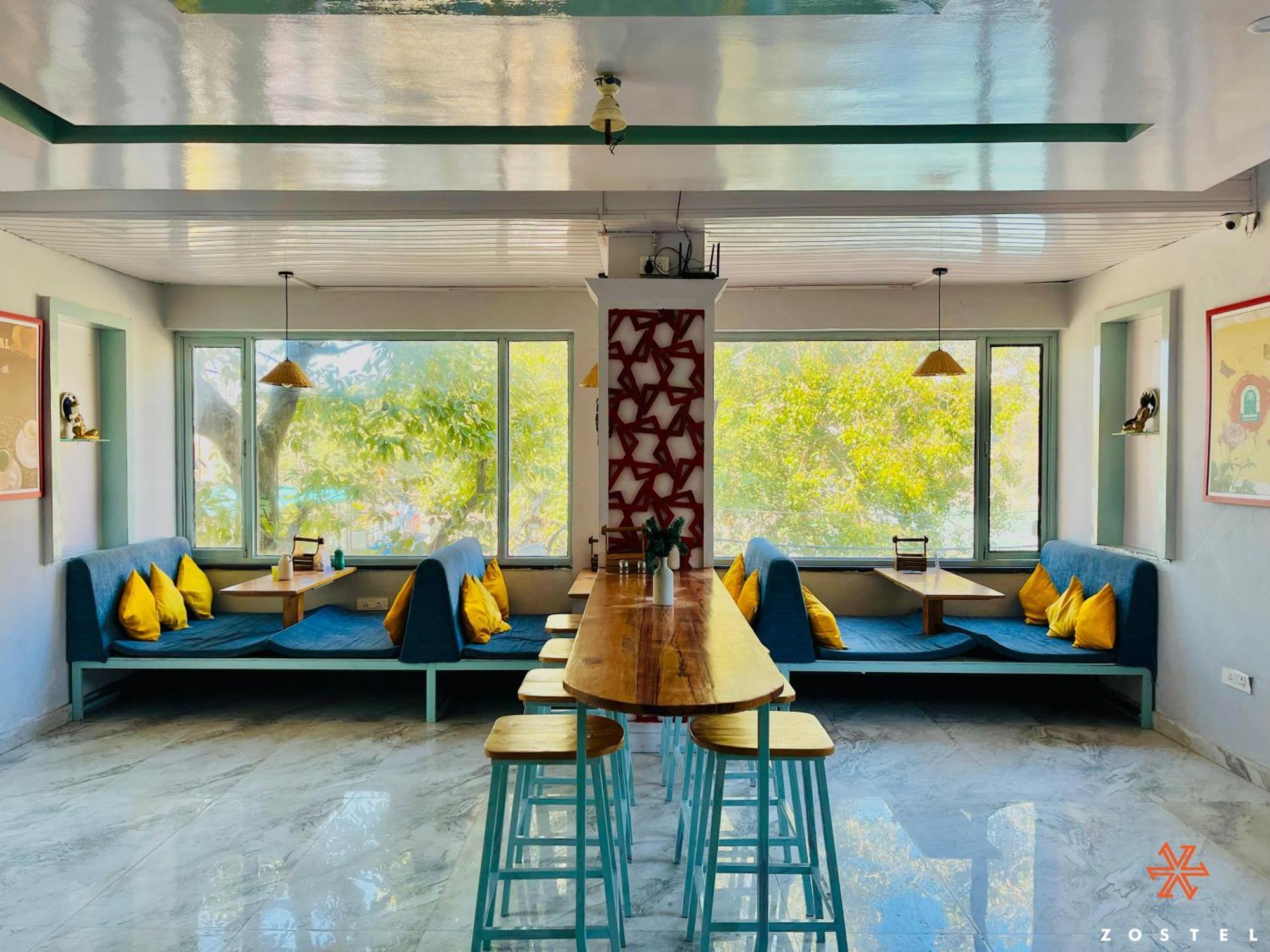Hostel Zostel Rishikesh - Laxman Jhula Exterior foto