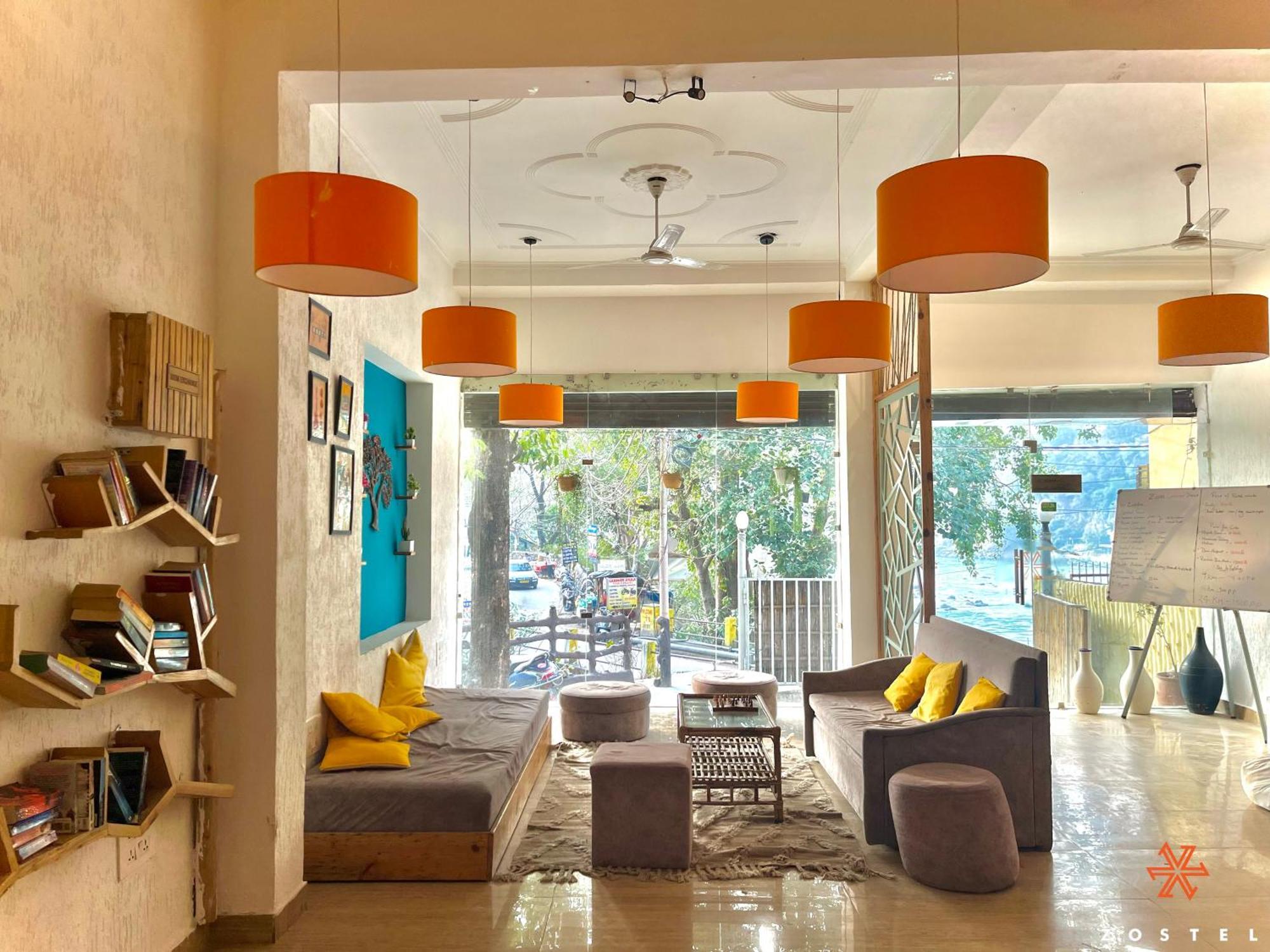Hostel Zostel Rishikesh - Laxman Jhula Exterior foto